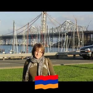 Meet your Posher, Eleonora